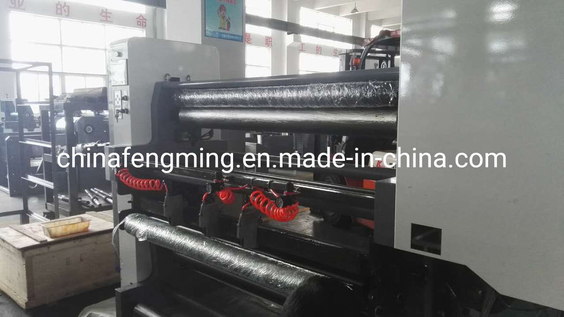 Flexodrukmachine voor het snijden van papier met maximale breedte van 900 mm