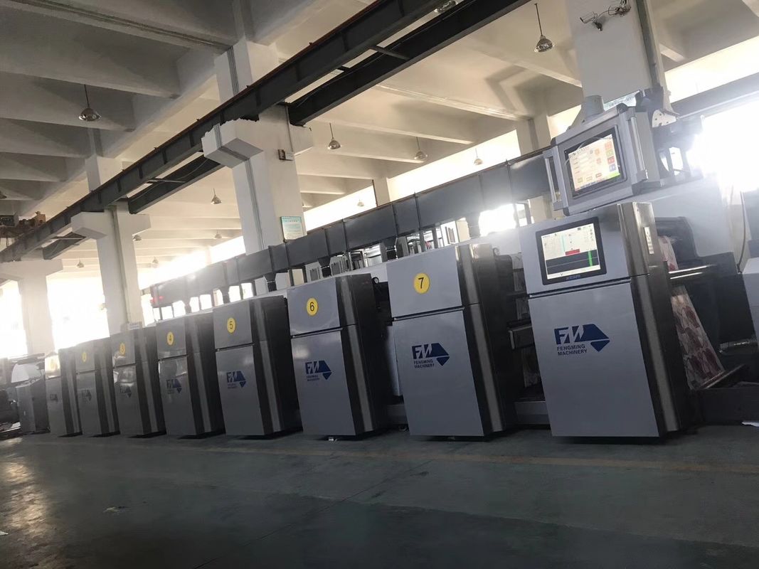 Flexodrukmachine voor eenzijdig papier met een maximale webbreedte van 1020/1320/1350 mm