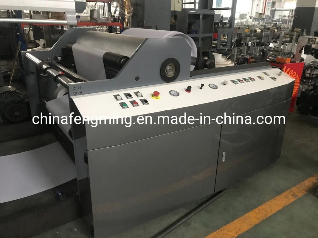 Aanpasbare KFC Mat Paper Servo Control Flexo Printing Machine voor snel en drukken