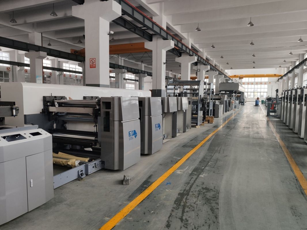 Op maat gemaakte aanvraag High Speed 6 Color Flexo Printing Machine voor 60-350GSM papierrol