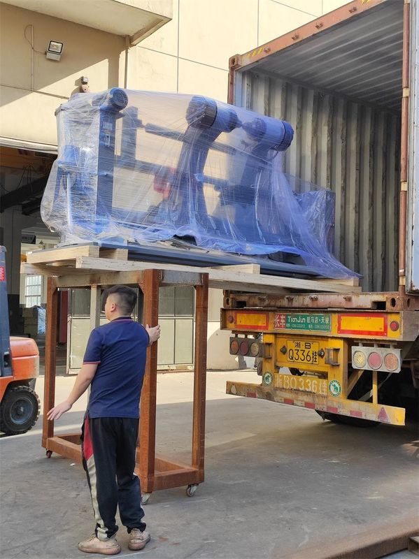 Eenzijdige drukmachine type 6 Kleuren Flexografische machine voor het lakken van papierplaten