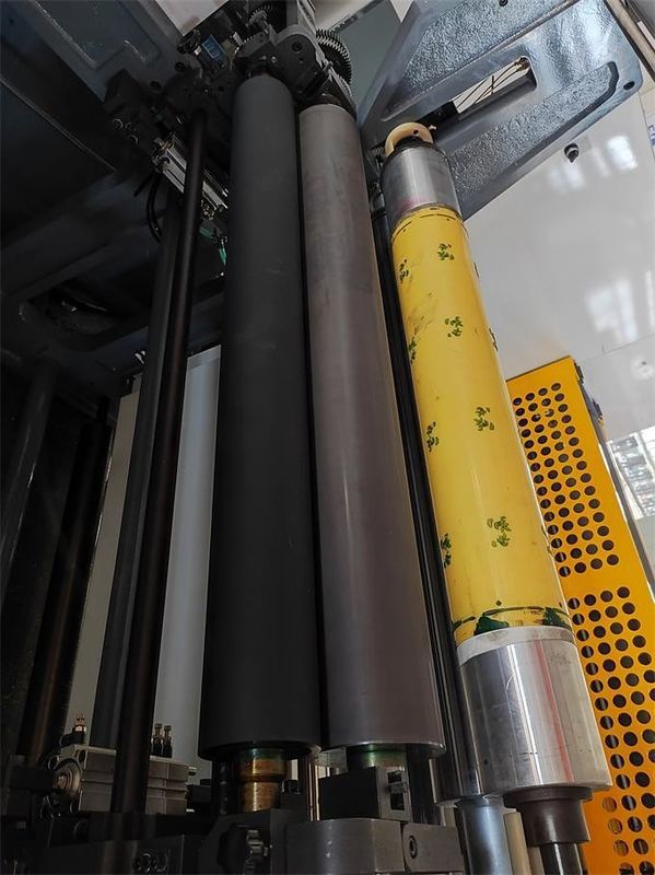 4 6 8 Kleurrol tot rol papier Plastic film Niet-geweven stof PP-geweven zakken Verpakkingsflexodrukmachine