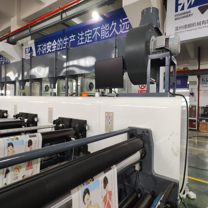 Hoog efficiënte vlokkenpapierrol tot rol stickers flexografische drukmachine