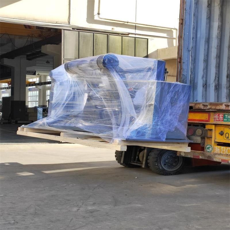 Sleeve type flexo drukmachine voor papieren bekers en karton