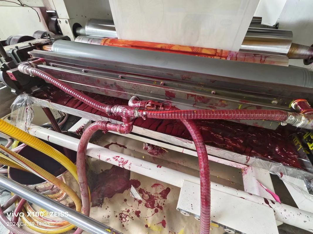 Verticale cascadingflexografische drukmachine voor niet-geweven papier
