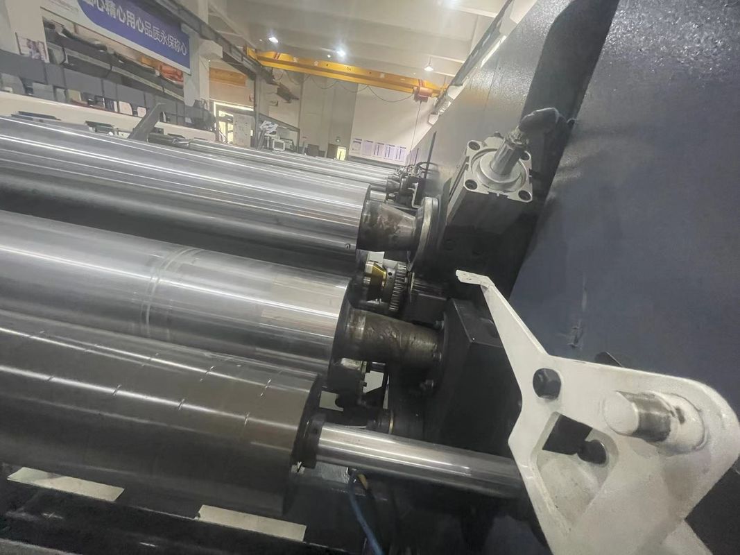 Ew Hoogwaardige 4 kleuren hoge snelheid Flexodrukmachine Flexografische drukmachine tegen lage prijs