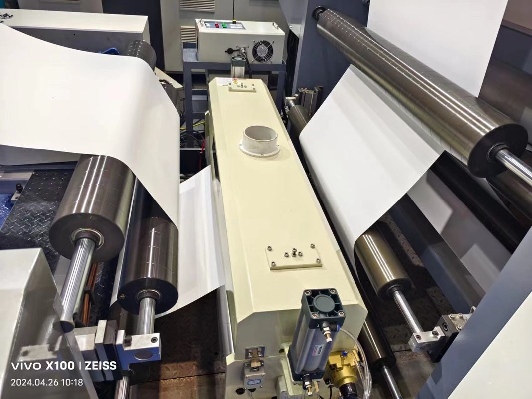 Flexodrukmachine met servo-aandrijving voor hogesnelheidsdruk