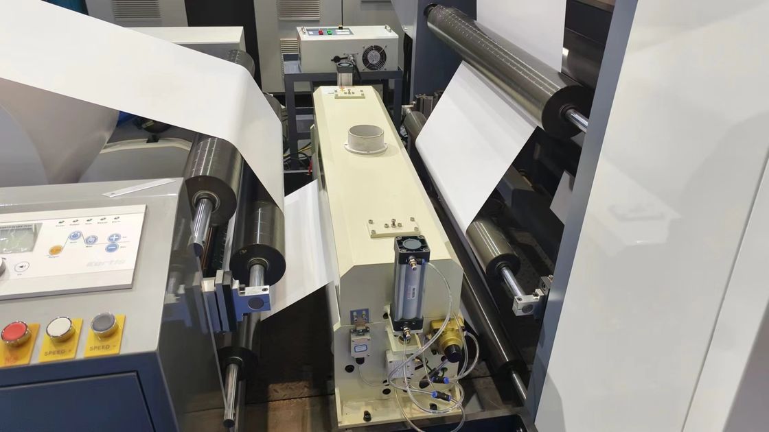Flexodrukmachine met servo-aandrijving voor hogesnelheidsdruk