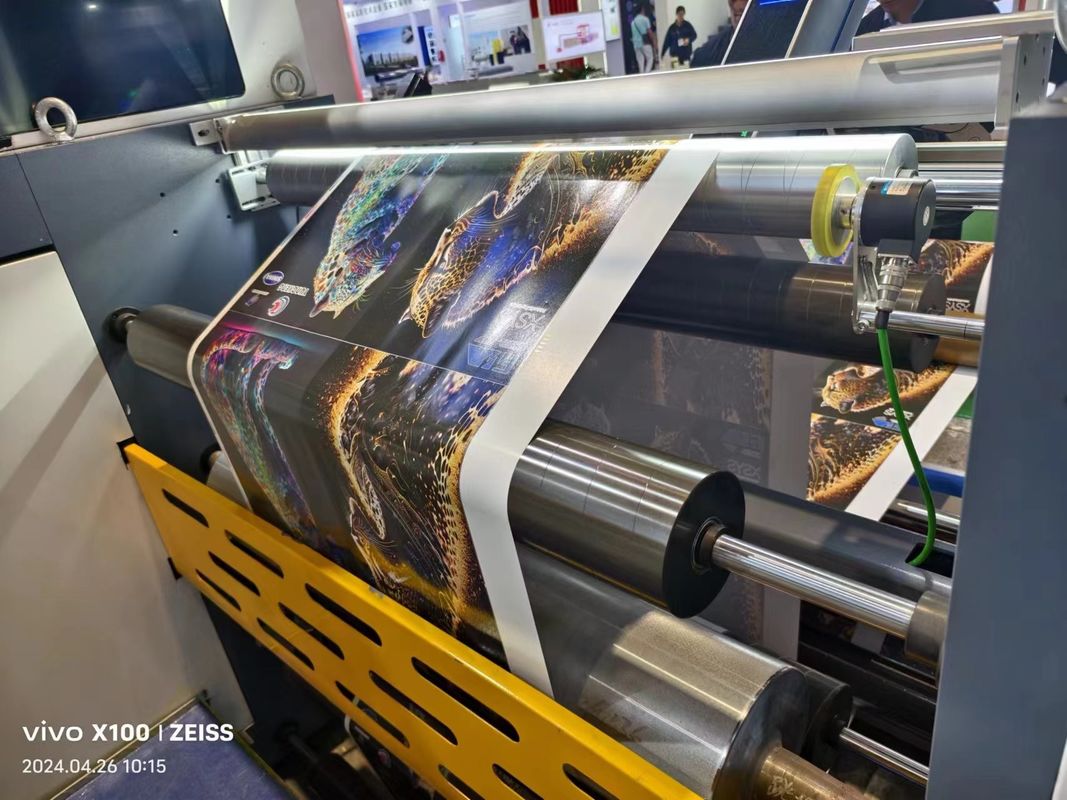 Flexodrukmachine met servo-aandrijving voor hogesnelheidsdruk