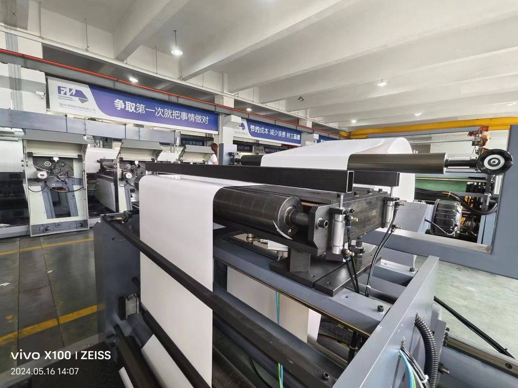 High Speed Multicolor Wide Web Roll To Roll Flexo Printing Machine voor papier, film, plastic zak, niet-geweven