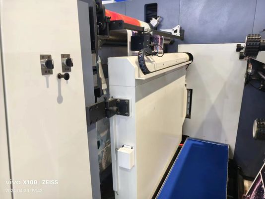 Flexodrukmachine voor papieren zakken en dozen met een maximale webbreedte van 650 mm