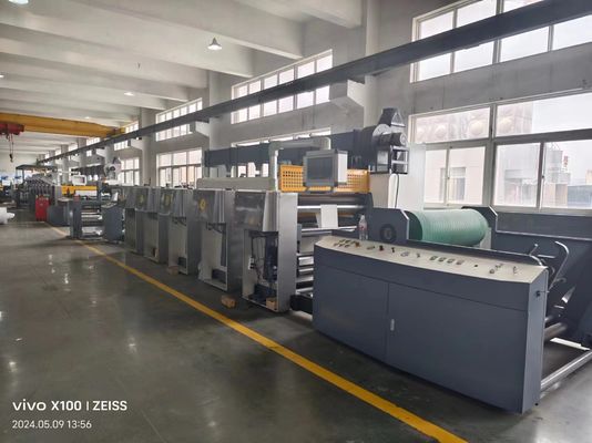 Flexodrukmachine voor kraftpapier, karton en inlegpapier